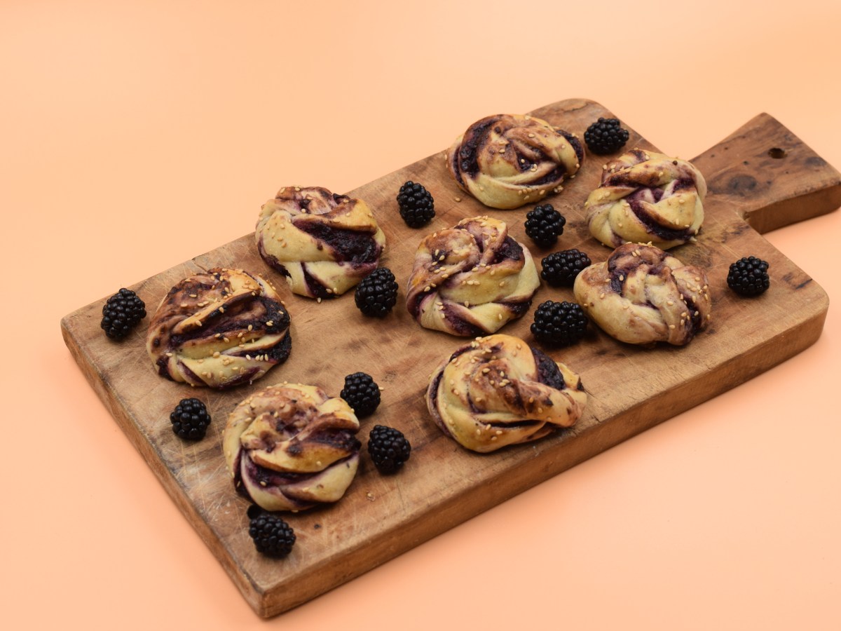 Bärbullar med dinkel och&nbsp;dadlar